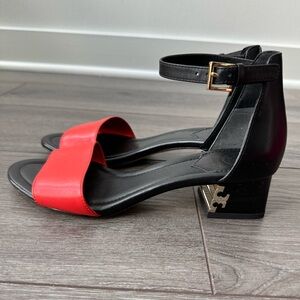 Tory Burch Finley Sandals NWOT